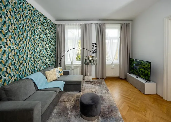 Astonishing luxury apartment near Schönbrunn&Westbahnhof