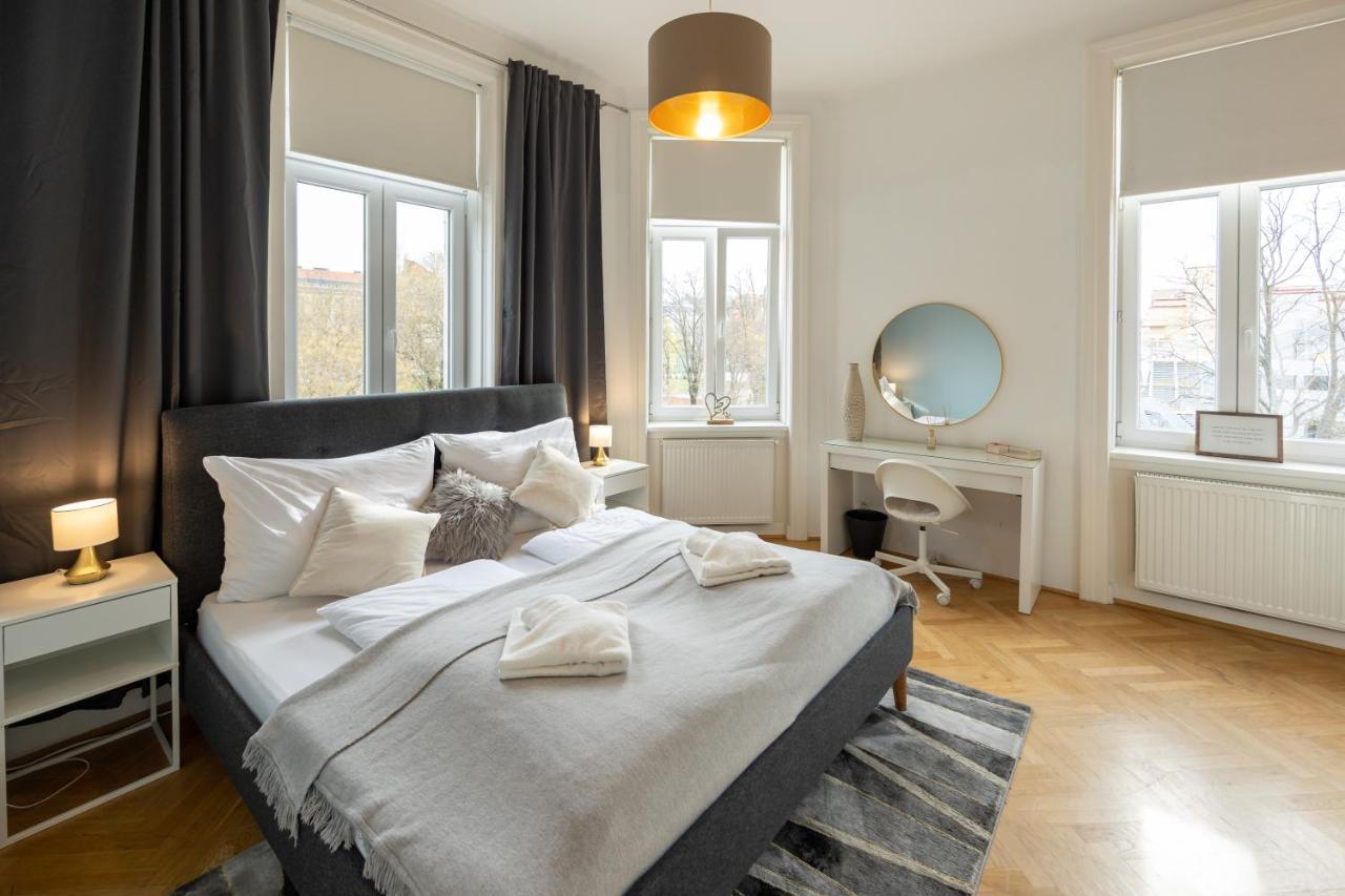 Astonishing Luxury Near Schönbrunn&westbahnhof Apartment Wien