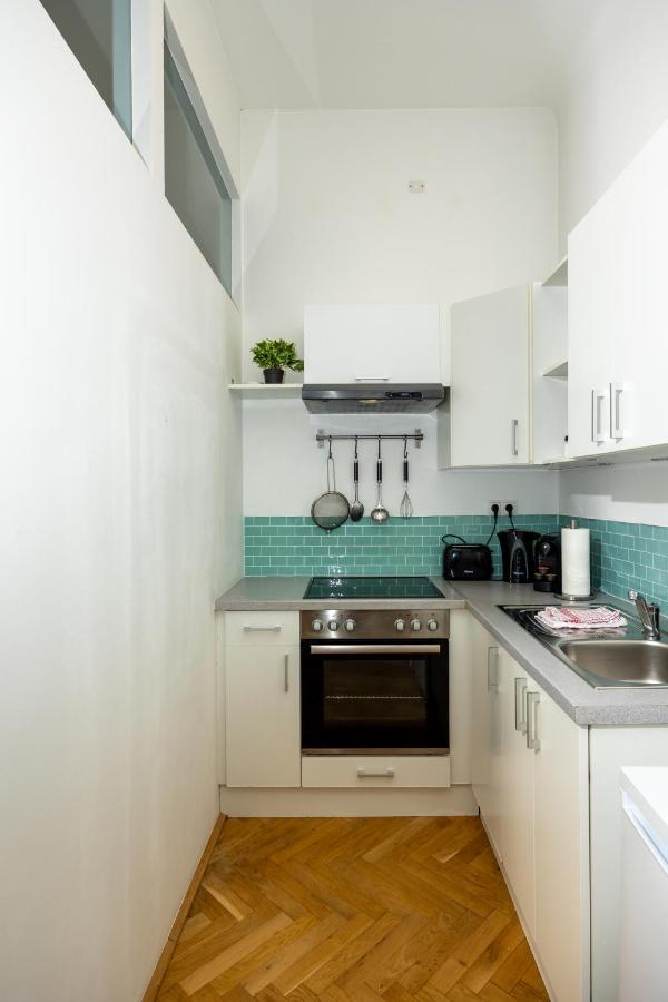 Astonishing Luxury Near Schönbrunn&westbahnhof Apartment